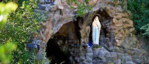 La virgen de Lourdes