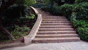 Escalera de ladrillos casa "el paraíso"